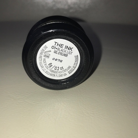 Pretty Vuglar - Picture 5 of 5